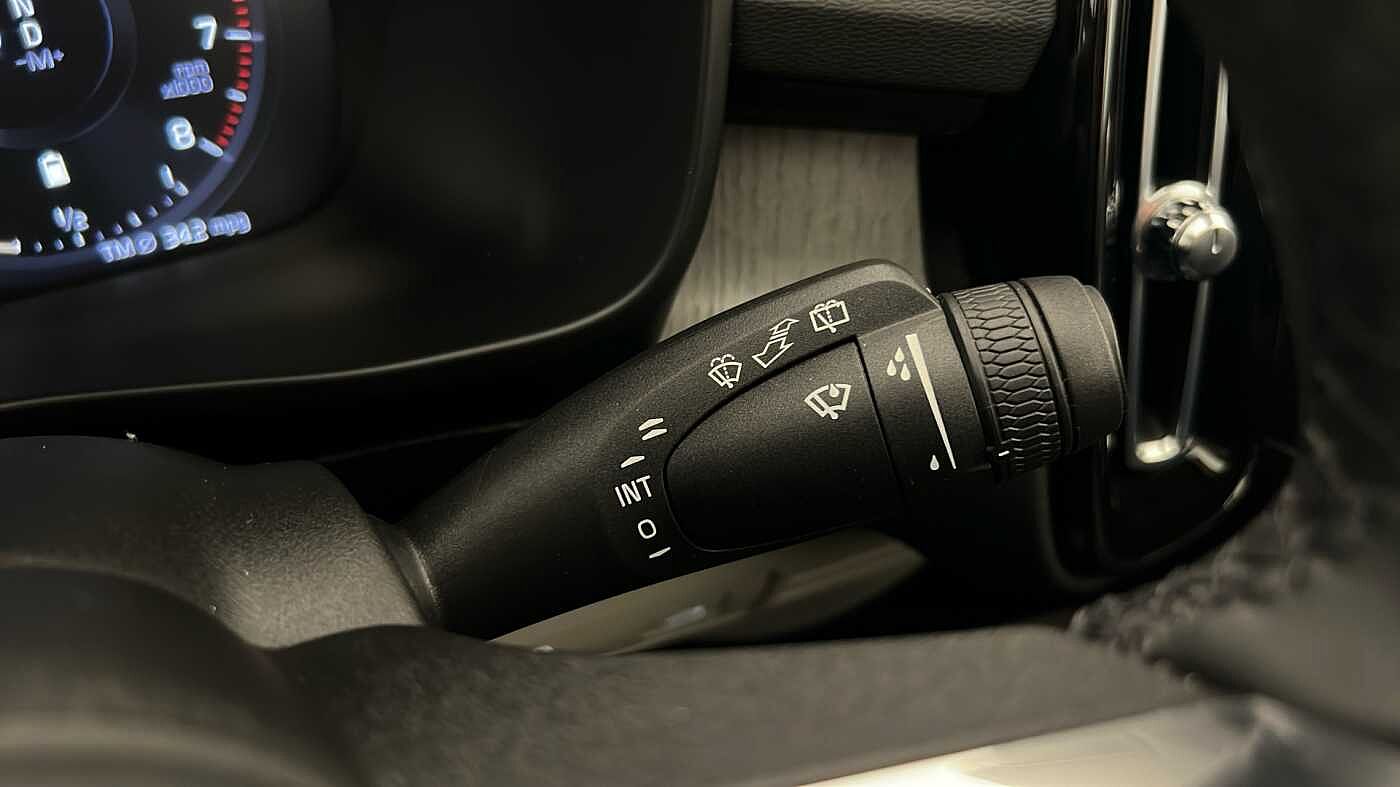 Used Volvo XC40 2021 for sale - 76780323: Photo 38