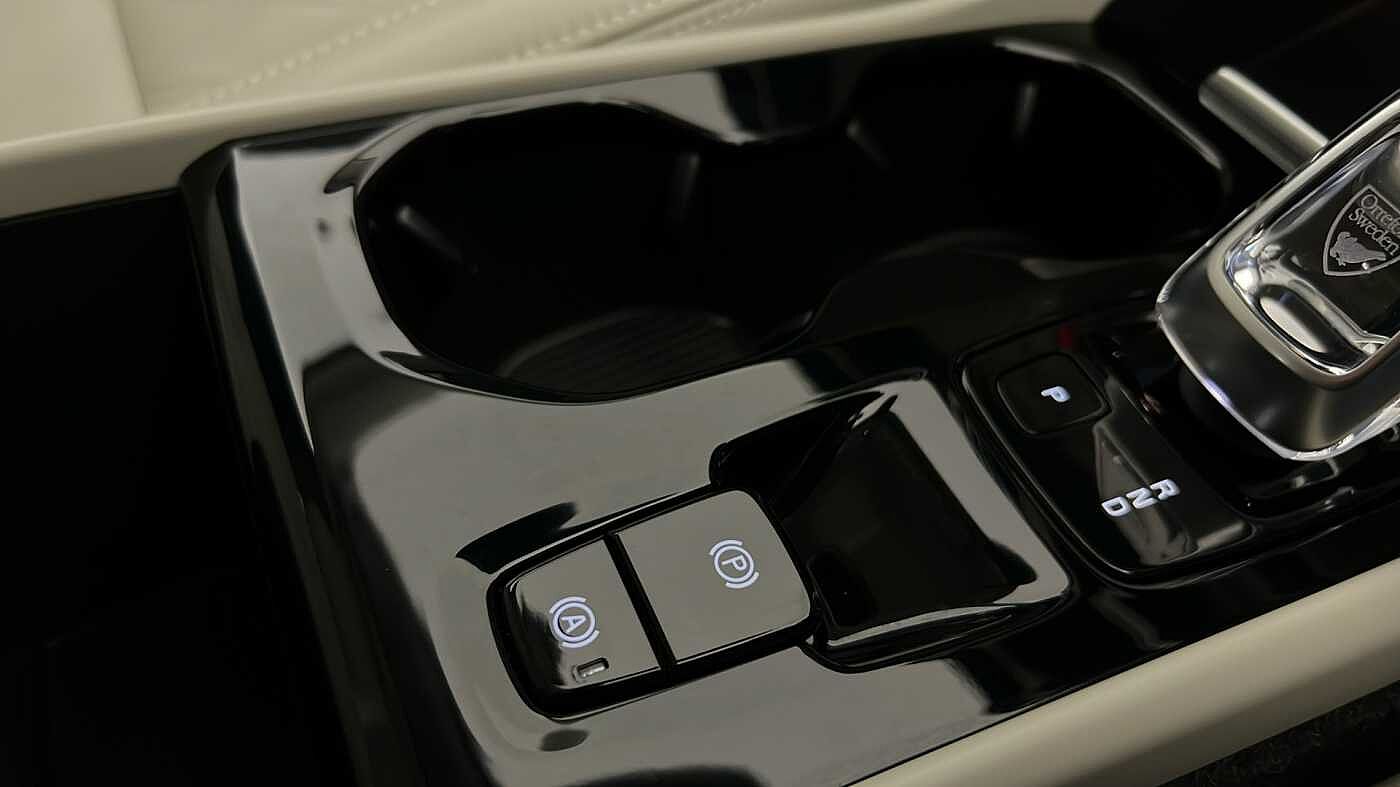 Used Volvo XC40 2021 for sale - 76780323: Photo 47