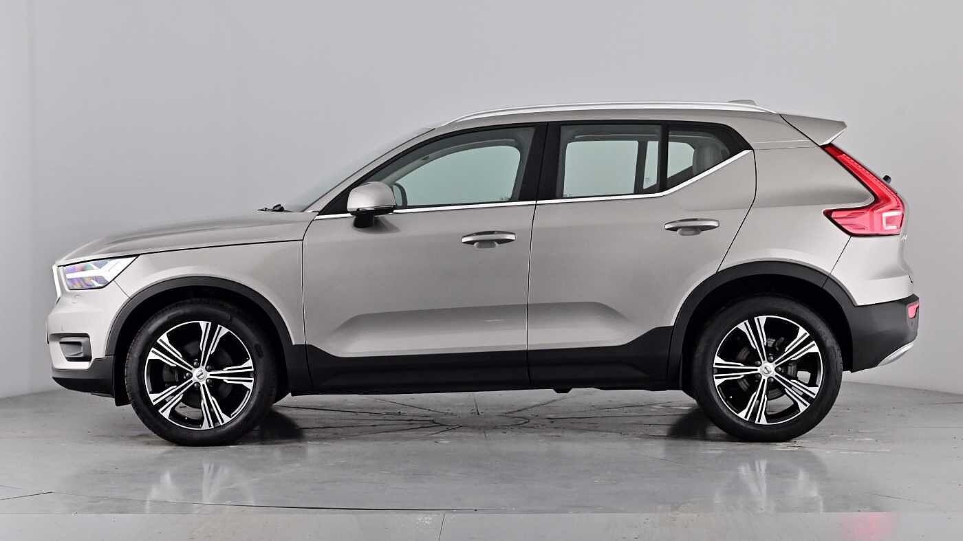 Used Volvo XC40 2021 for sale - 76780323: Photo 8
