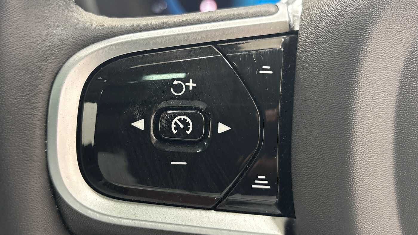 Used Volvo XC90 2025 for sale - 76796377: Photo 28