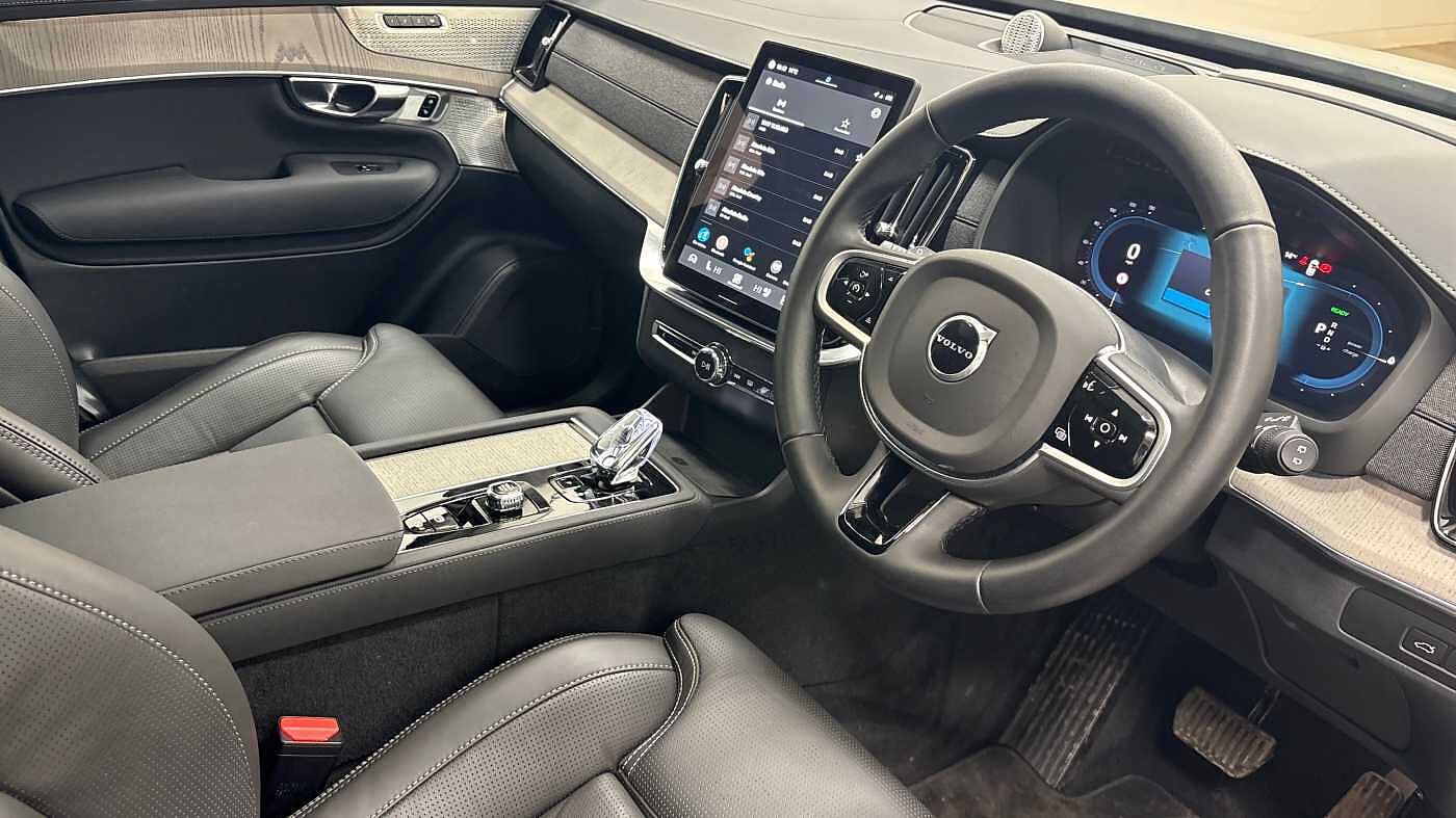 Used Volvo XC90 2025 for sale - 76796377: Photo 3