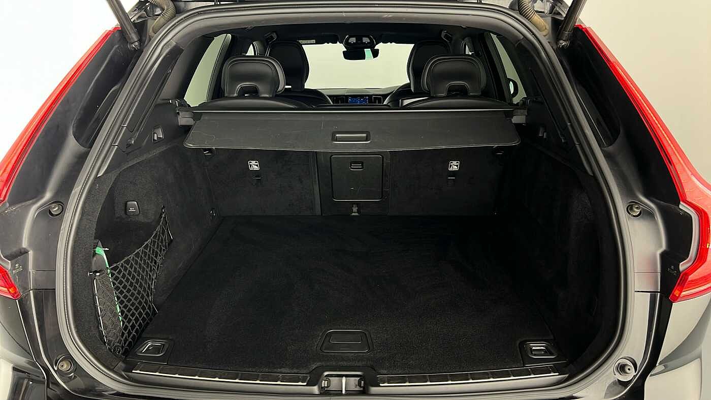 Used Volvo XC60 2021 for sale - 76907947: Photo 14