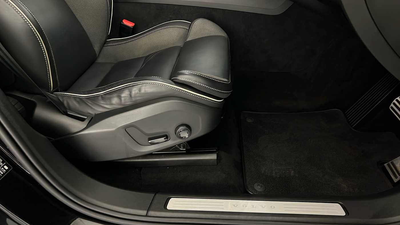 Used Volvo XC60 2021 for sale - 76907947: Photo 34