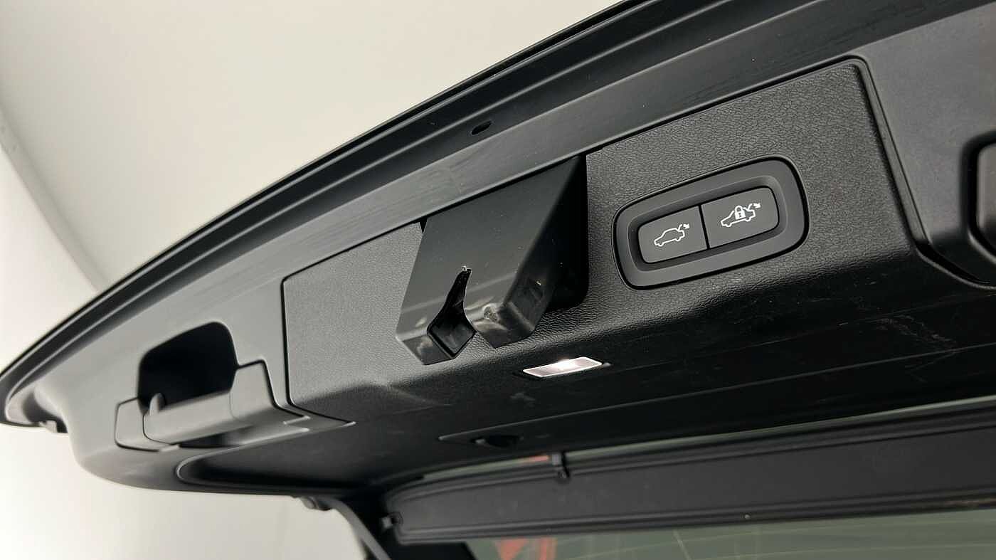 Used Volvo XC60 2021 for sale - 76907947: Photo 50