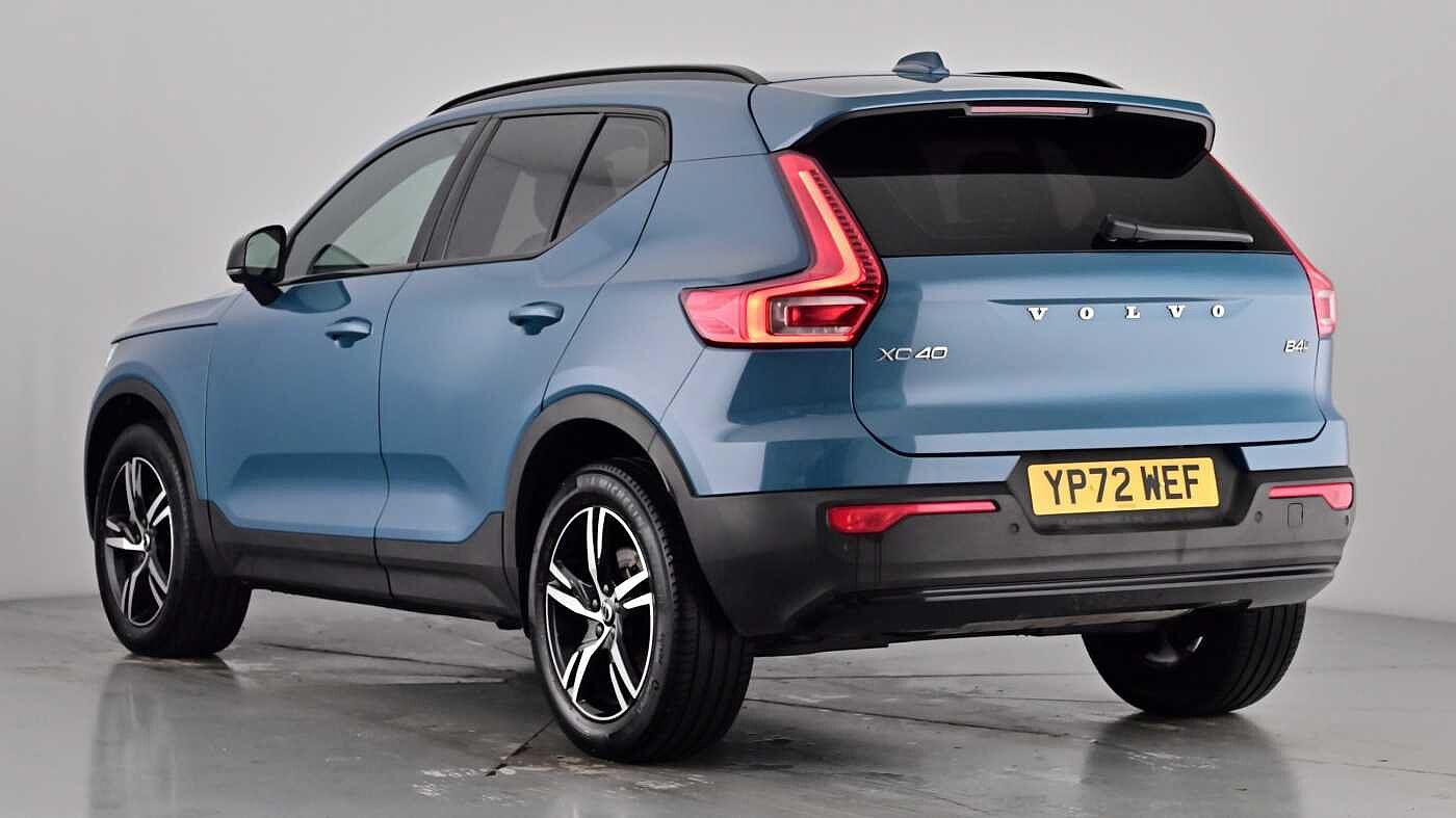 Used Volvo XC40 2022 for sale - 76507484: Photo 2