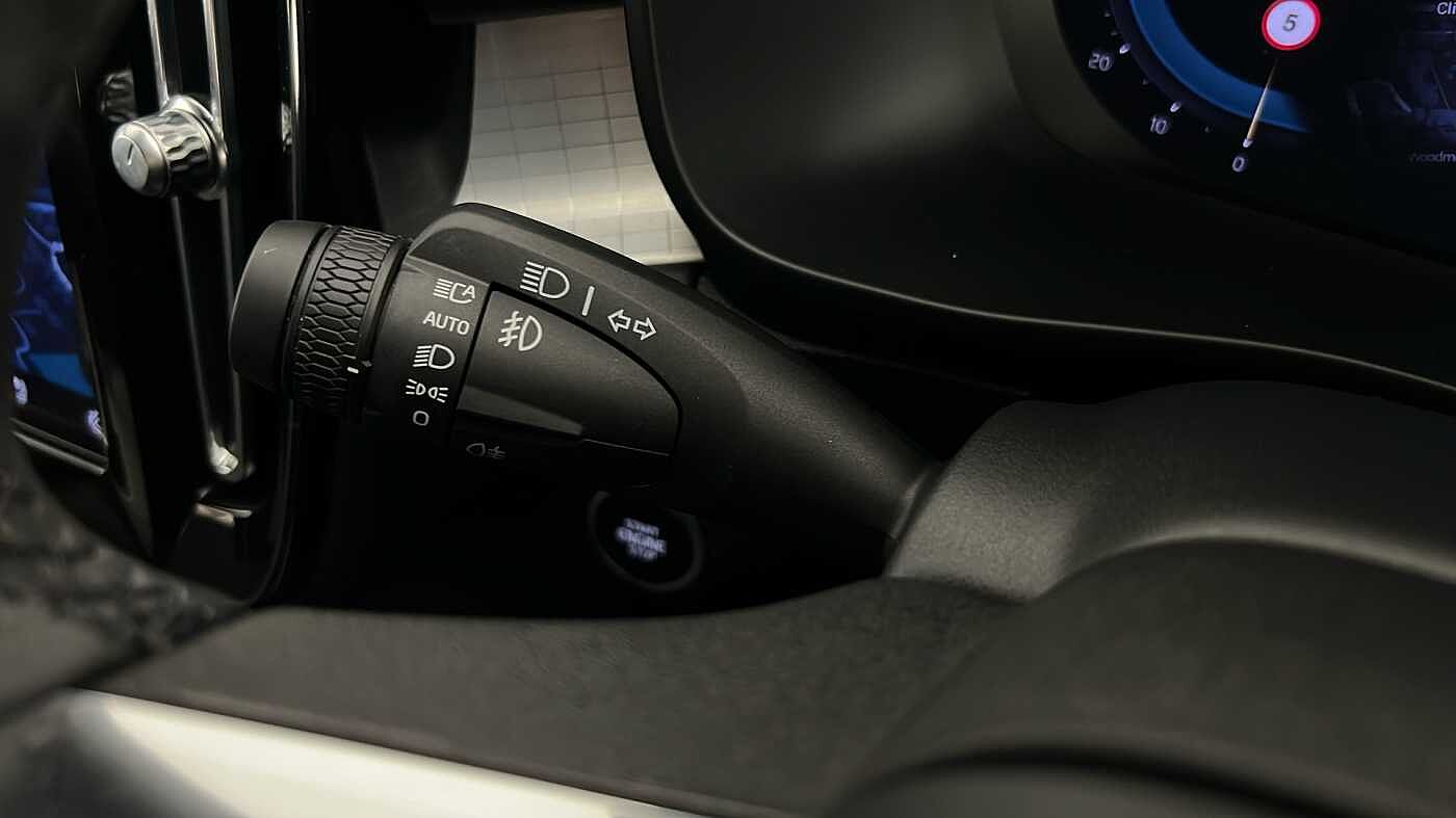 Used Volvo XC40 2022 for sale - 76507484: Photo 38