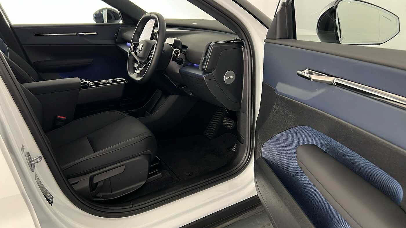 Used Volvo EX30 2025 for sale - 76750107: Photo 17