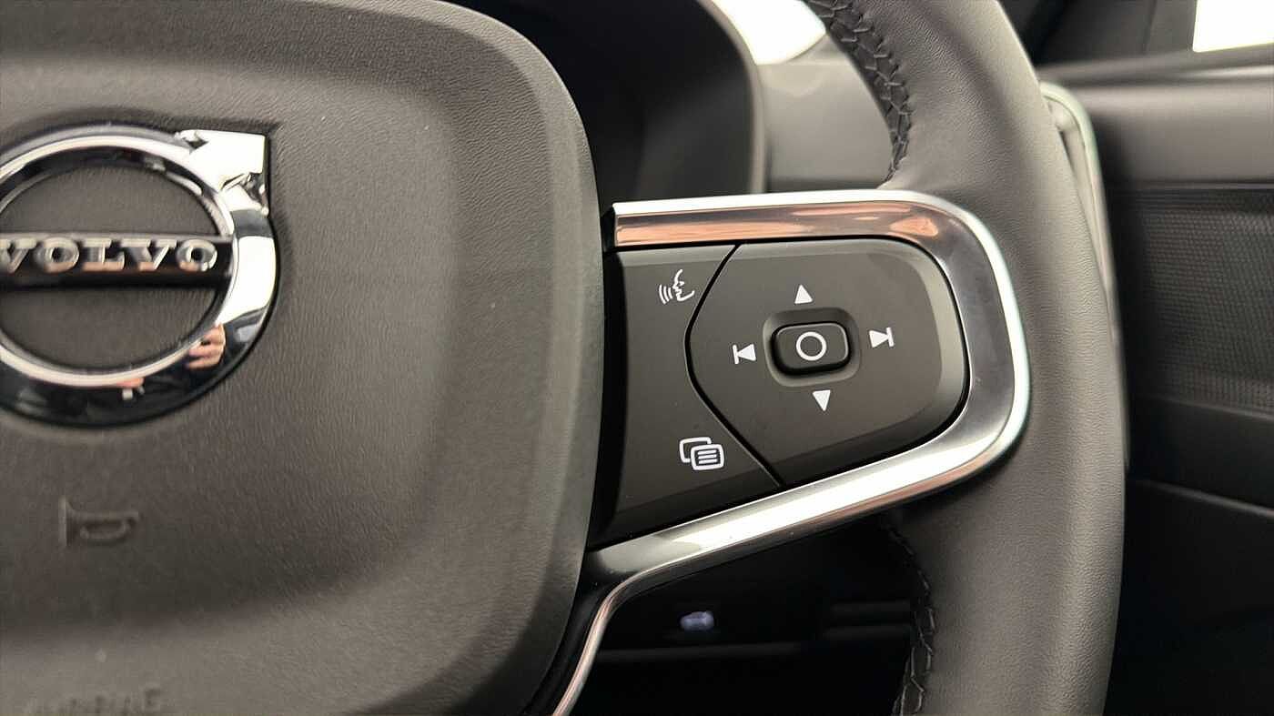 Used Volvo XC40 2025 for sale - 77476561: Photo 17