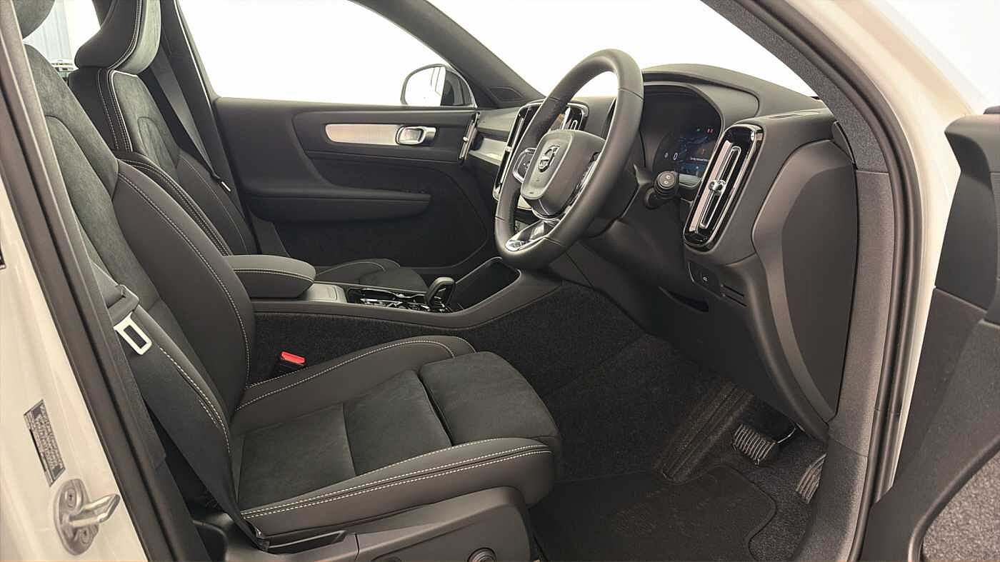 Used Volvo XC40 2025 for sale - 77476561: Photo 23