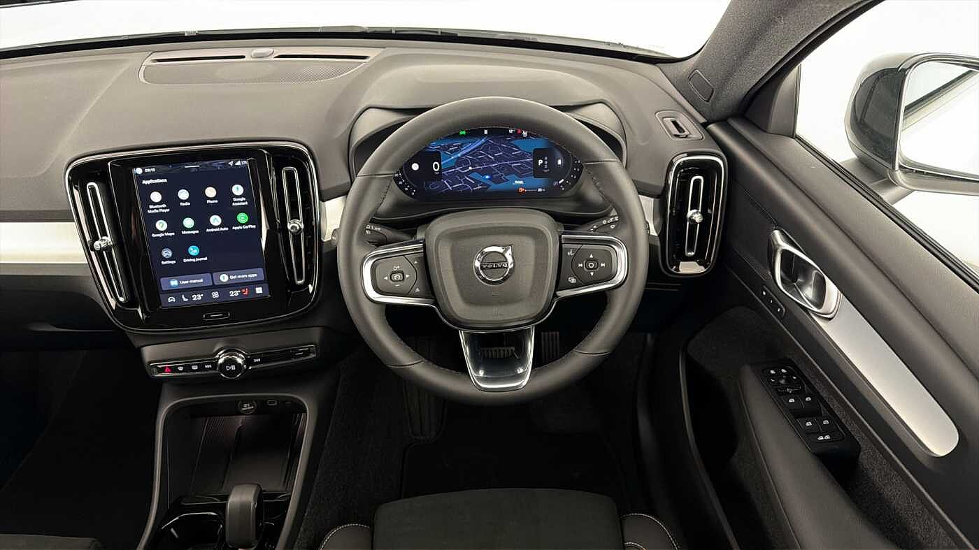 Used Volvo XC40 2025 for sale - 77476561: Photo 9