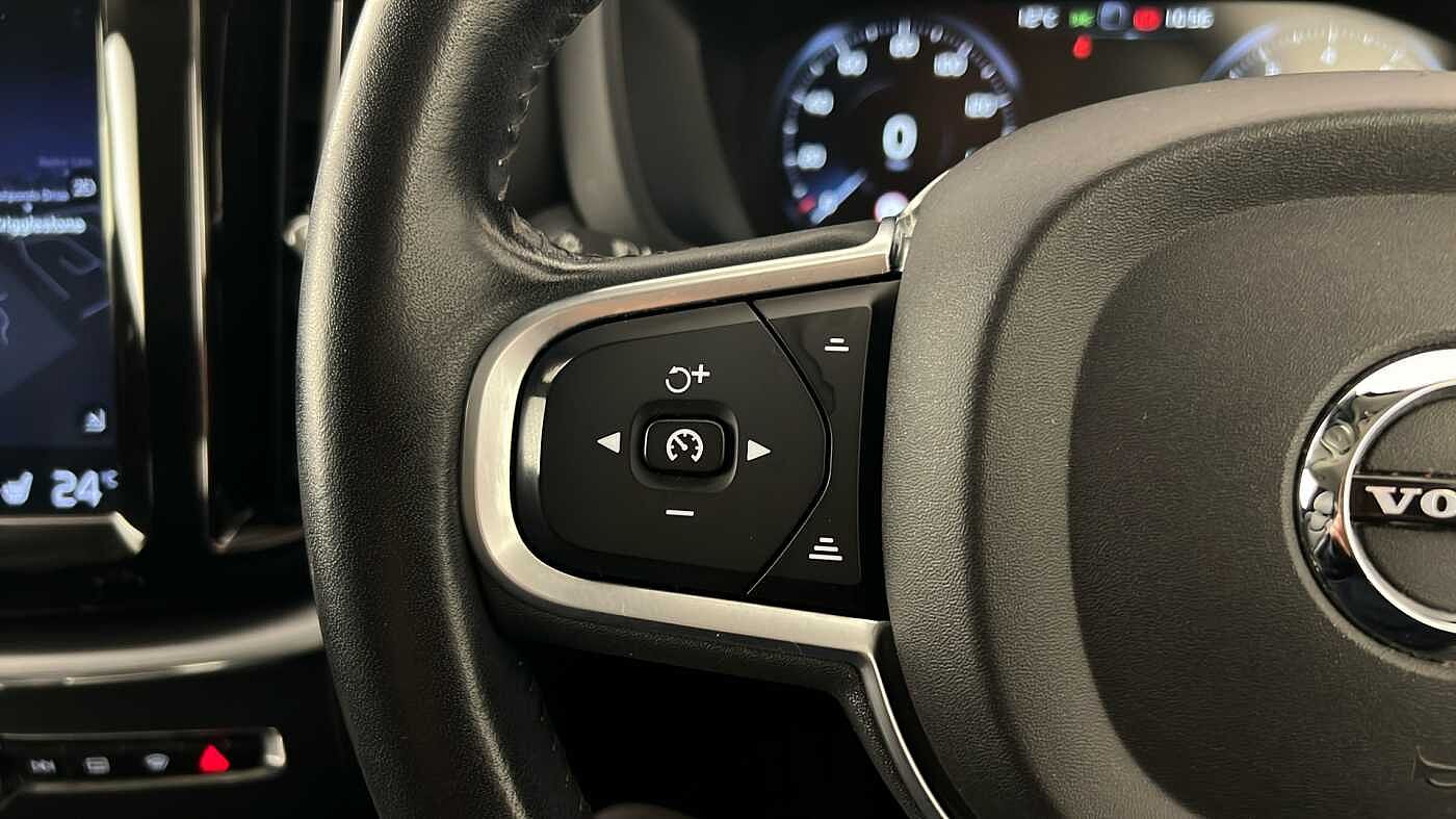 Used Volvo XC60 2018 for sale - 76568008: Photo 17