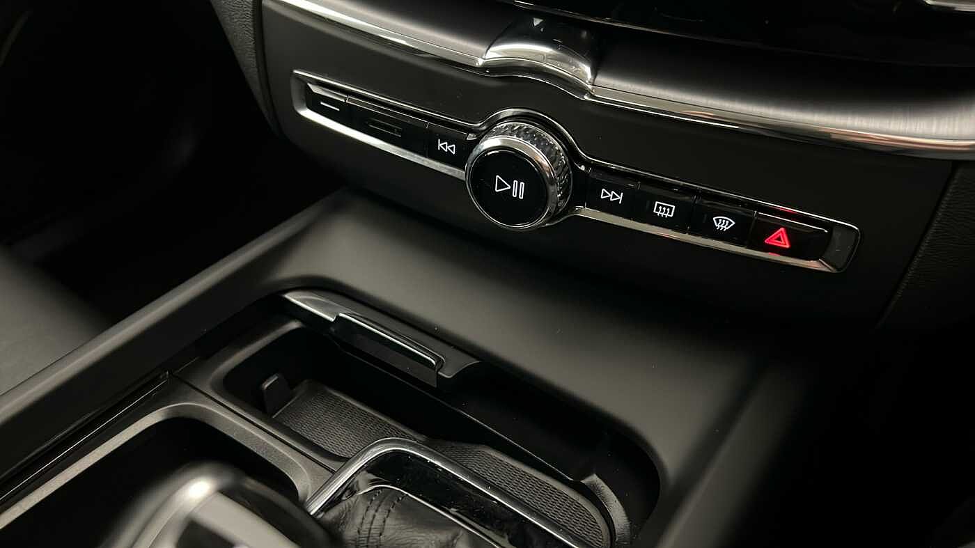 Used Volvo XC60 2018 for sale - 76568008: Photo 43