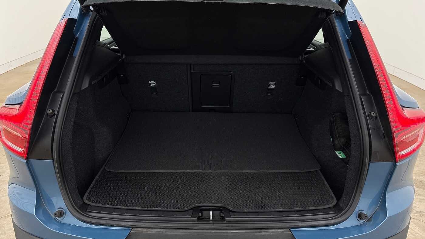 Used Volvo XC40 2022 for sale - 77312369: Photo 14