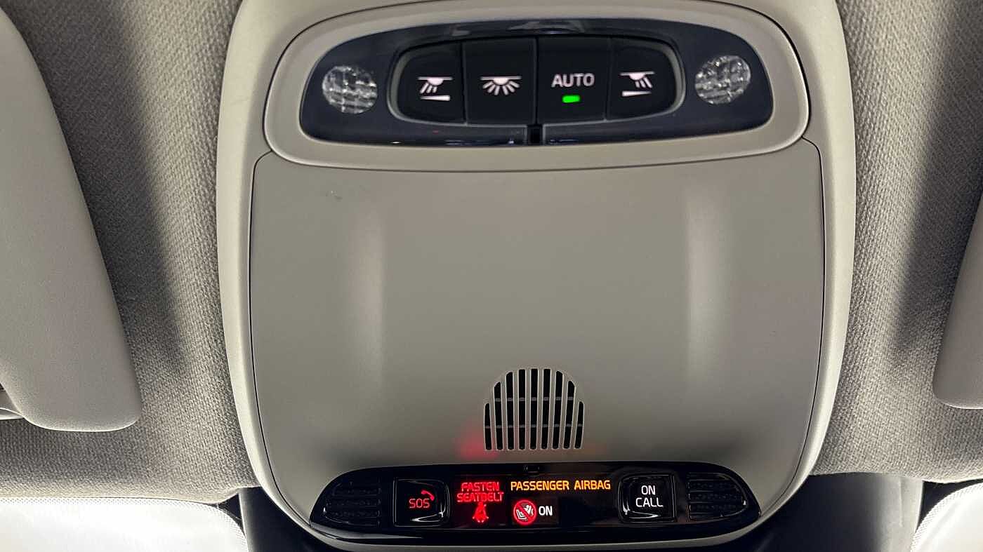 Used Volvo XC40 2022 for sale - 77312369: Photo 31