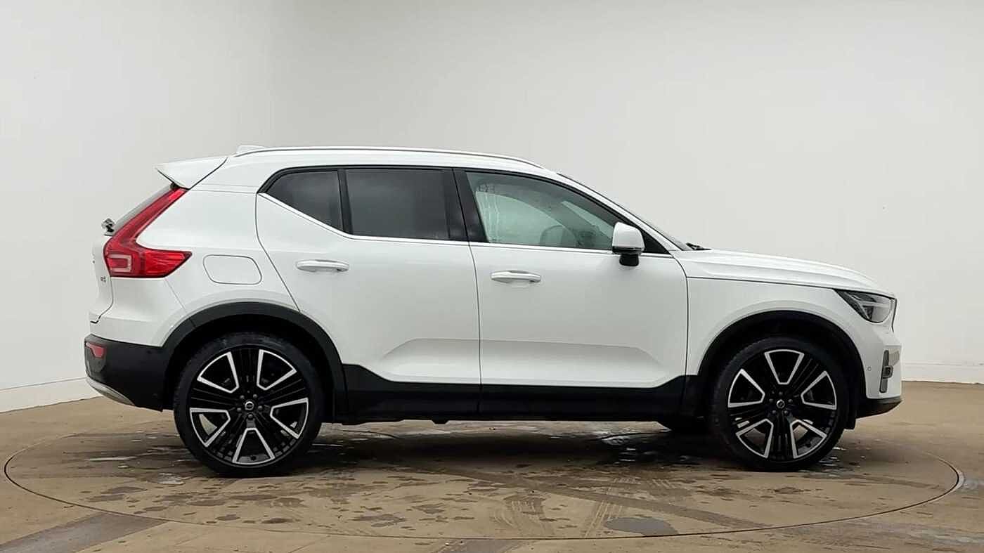 Used Volvo XC40 2025 for sale - 77702727: Photo 4