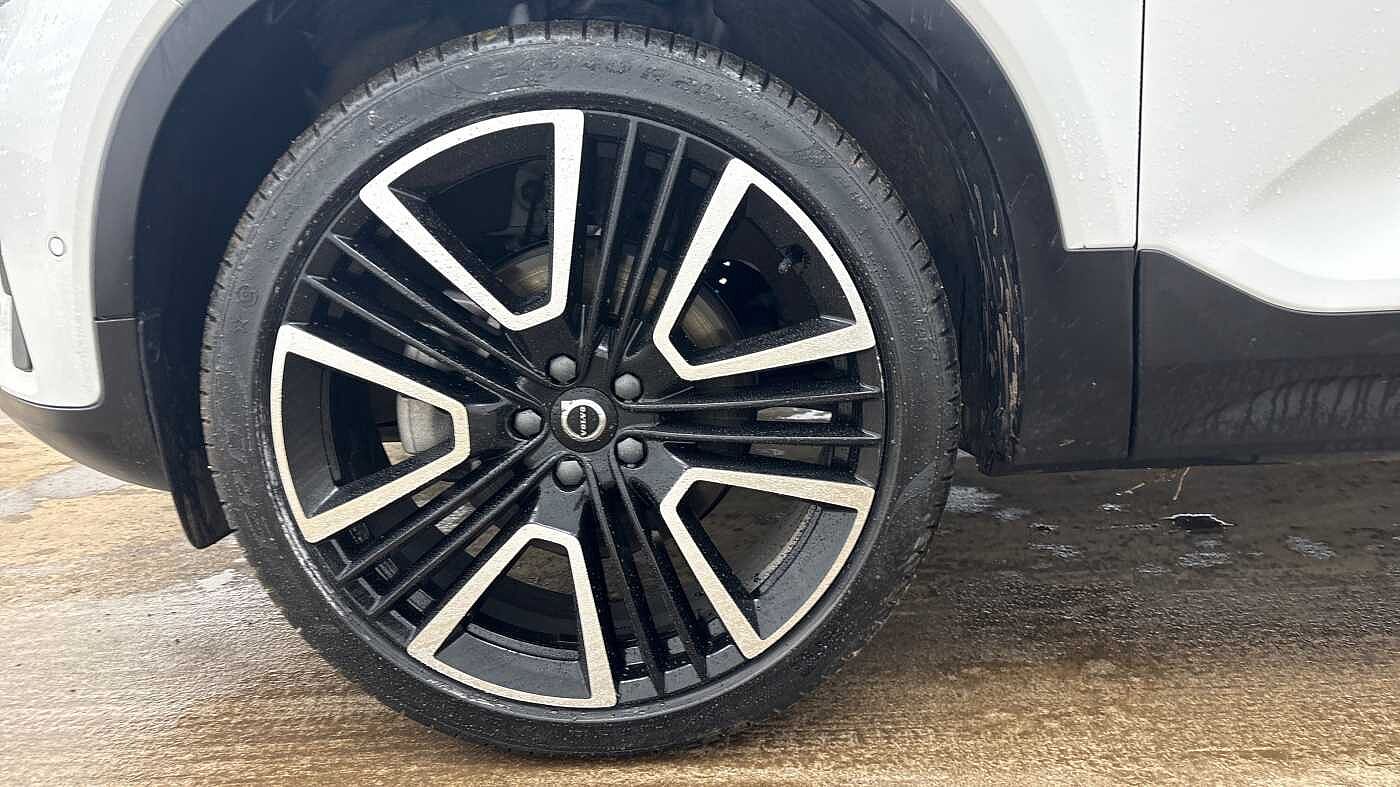 Used Volvo XC40 2025 for sale - 77702727: Photo 5