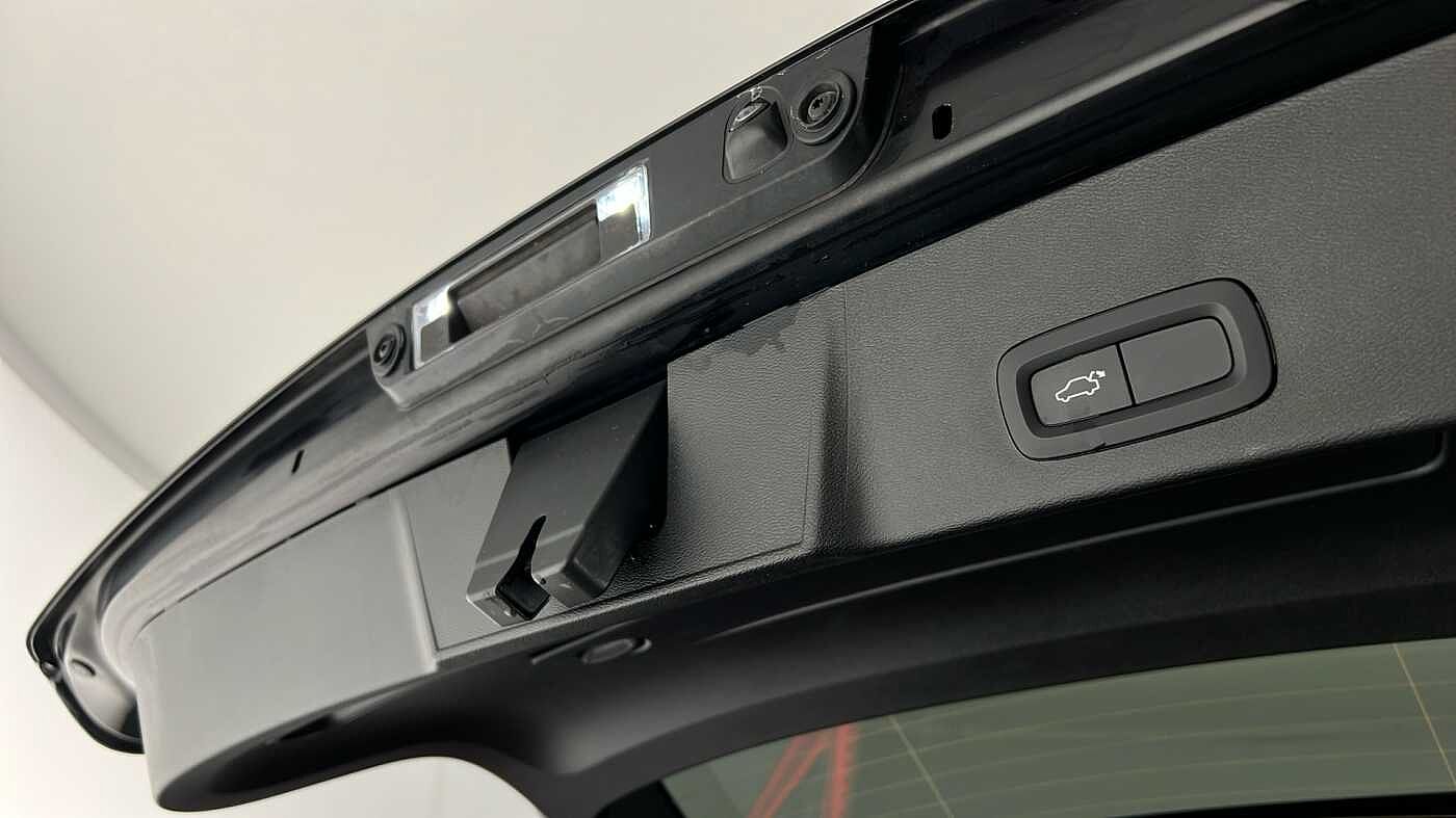 Used Volvo XC40 2021 for sale - 76907948: Photo 47