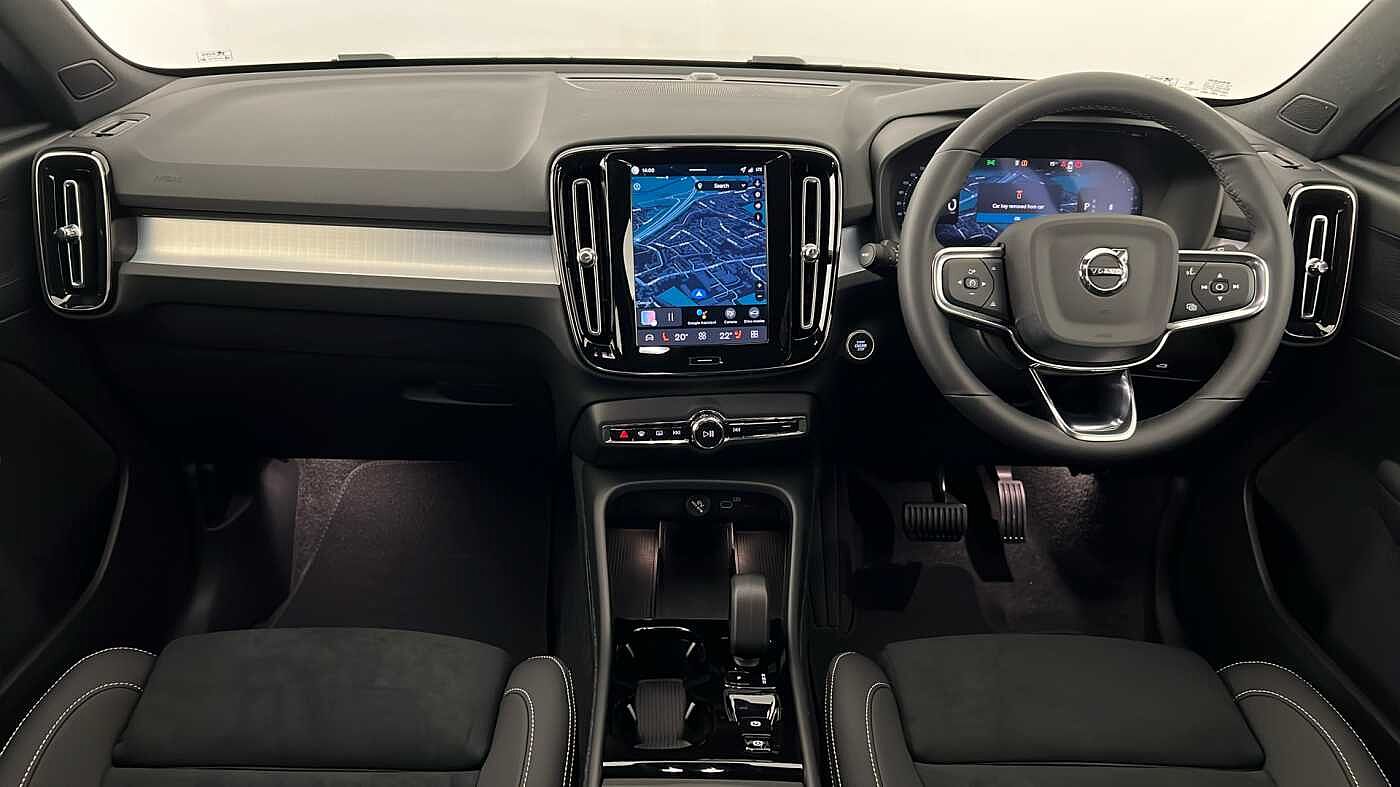 Used Volvo XC40 2025 for sale - 77210242: Photo 11