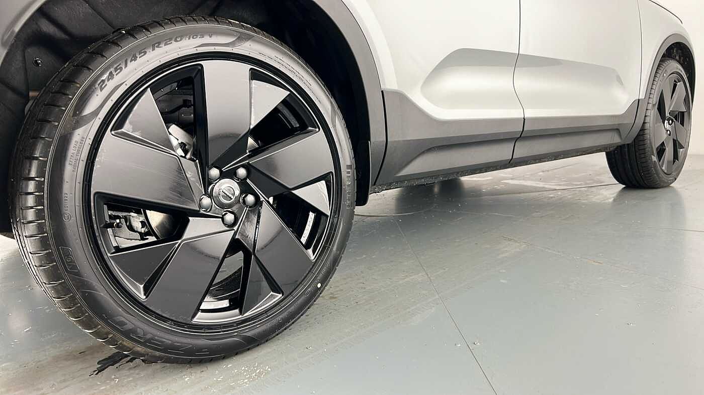 Used Volvo XC40 2025 for sale - 77210242: Photo 30