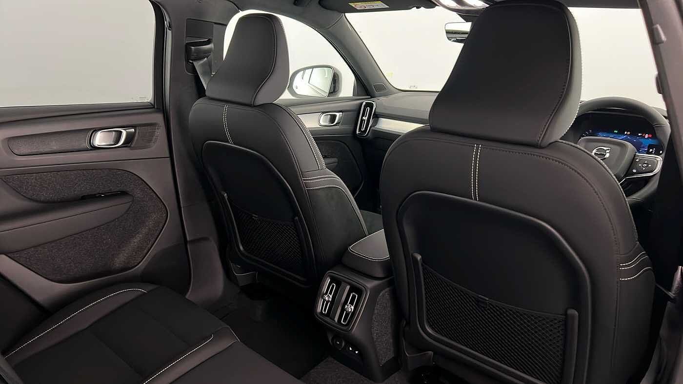 Used Volvo XC40 2025 for sale - 77210242: Photo 31