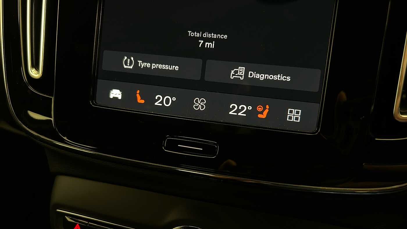 Used Volvo XC40 2025 for sale - 77210242: Photo 45