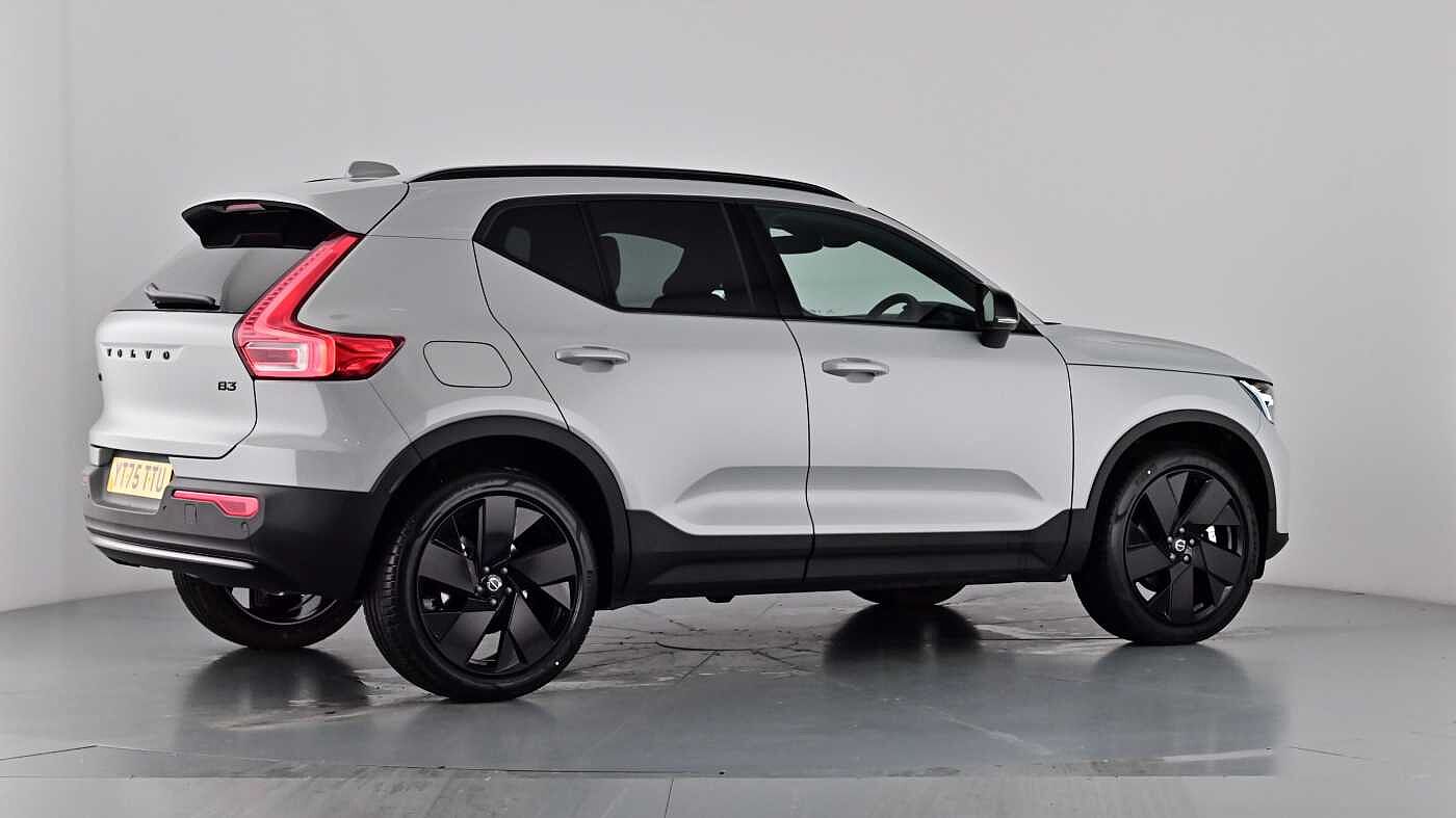 Used Volvo XC40 2025 for sale - 77210242: Photo 77