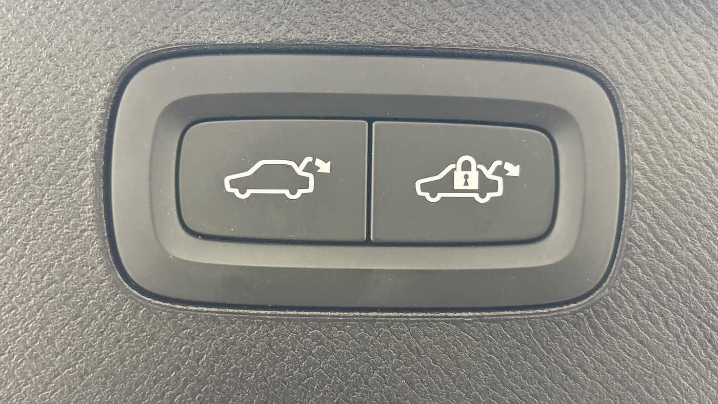 Used Volvo XC90 2025 for sale - 76652365: Photo 19