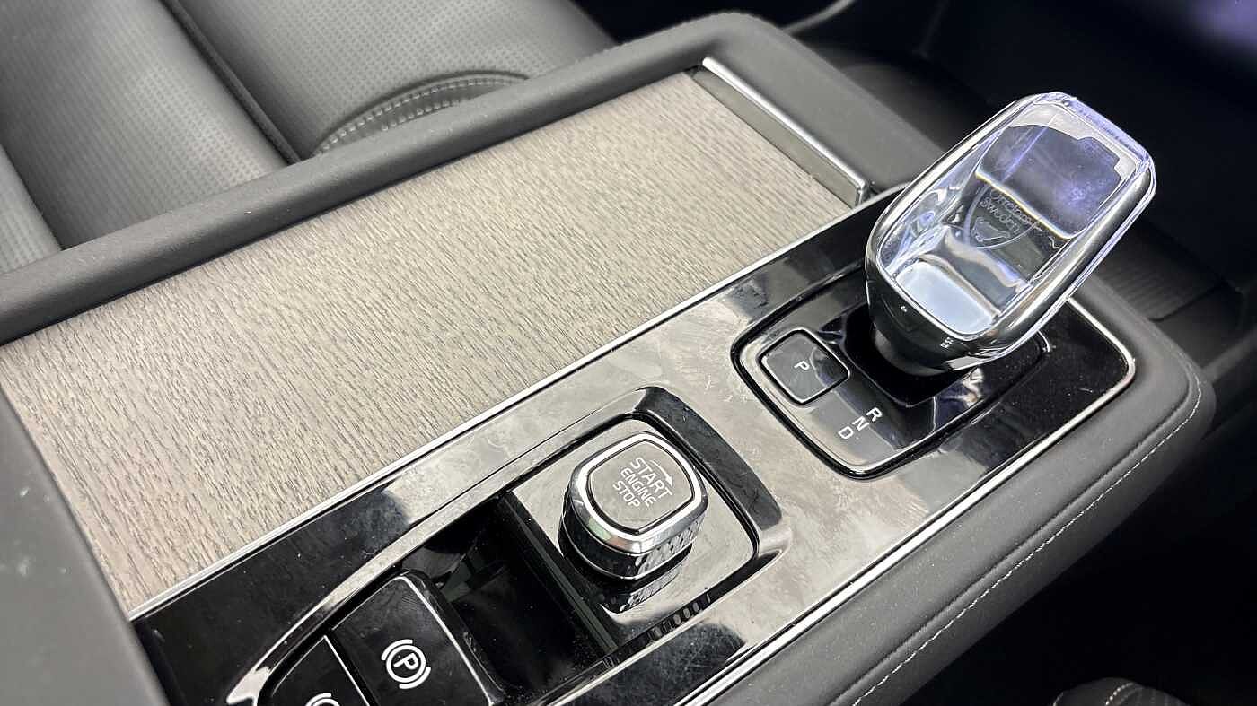 Used Volvo XC90 2025 for sale - 76652365: Photo 32