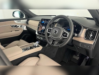 Used Volvo XC90 2025 for sale - 76221755: Photo