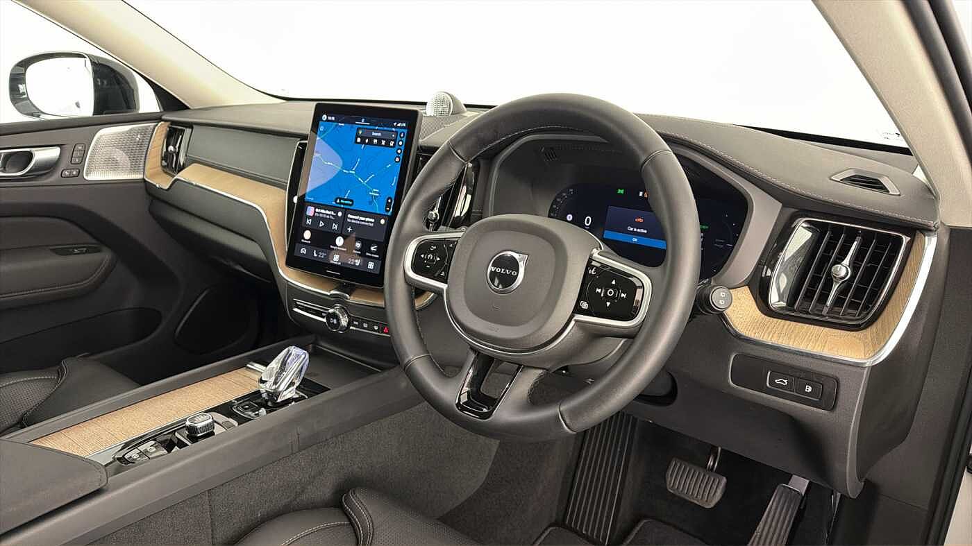 Used Volvo XC60 2025 for sale - 78133519: Photo 13