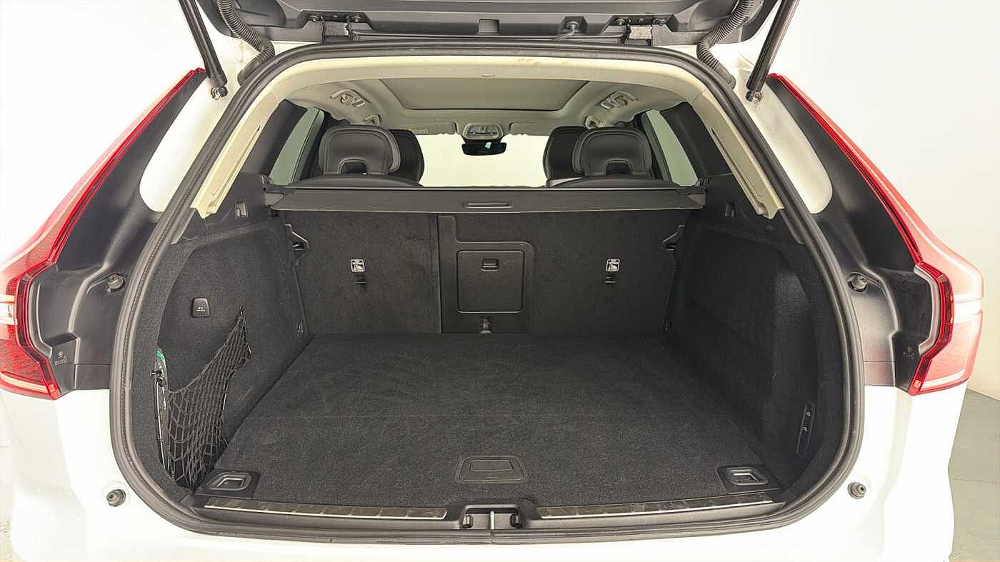 Used Volvo XC60 2025 for sale - 78133519: Photo 19