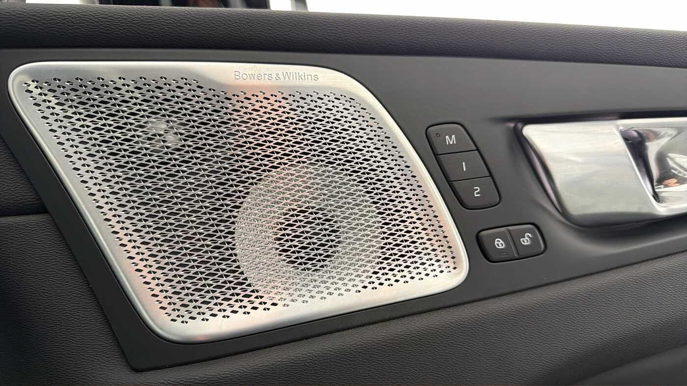 Used Volvo XC60 2025 for sale - 78133519: Photo 35