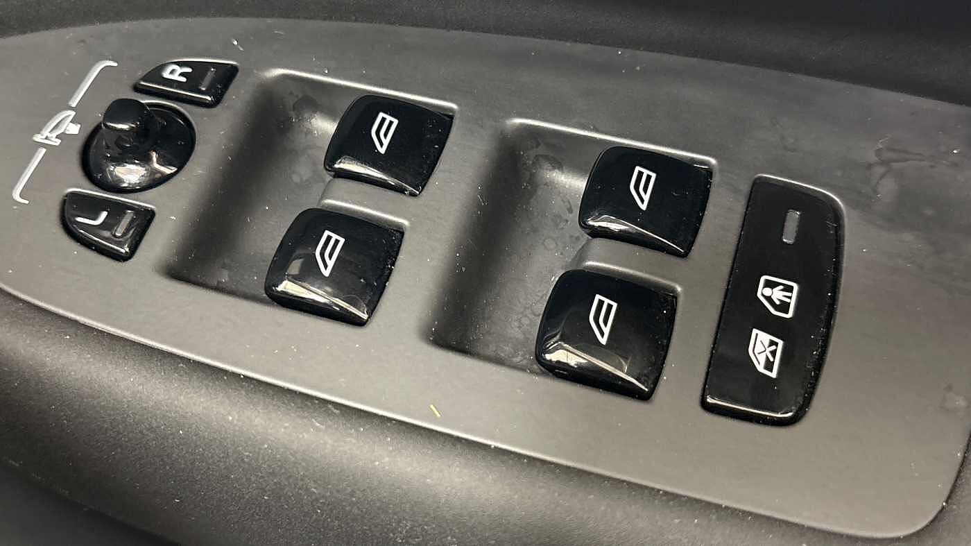 Used Volvo XC90 2025 for sale - 76652369: Photo 25