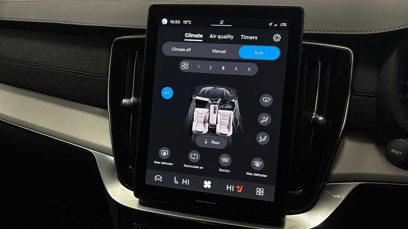 Used Volvo XC90 2025 for sale - 76652369: Photo 39