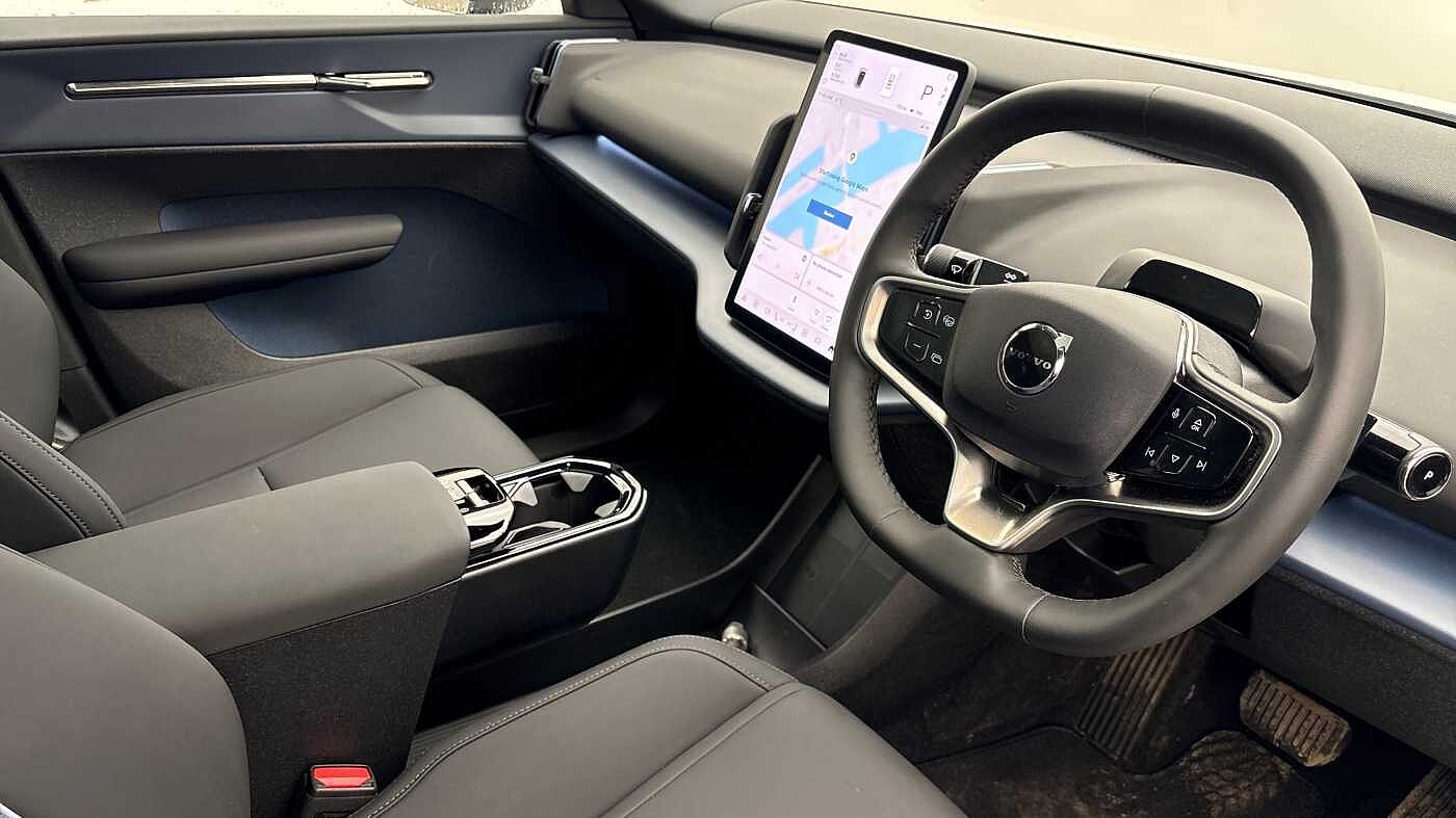 Used Volvo EX30 2025 for sale - 77380982: Photo 3