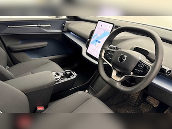 Used Volvo EX30 2025 for sale - 77380982: Photo