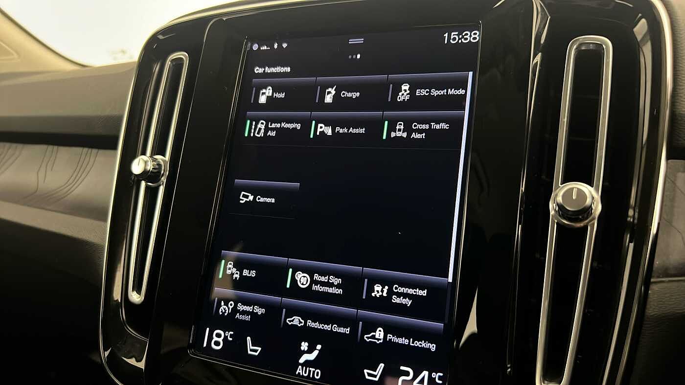 Used Volvo XC40 2022 for sale - 77300462: Photo 44