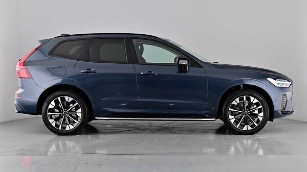 Used Volvo XC60 2025 for sale - 76302431: Photo 3