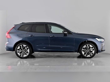 Used Volvo XC60 2025 for sale - 76302431: Photo