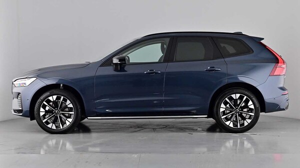 Used Volvo XC60 2025 for sale - 76302431: Photo 8