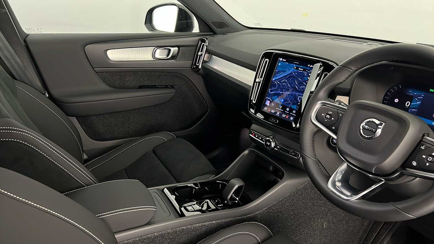 Used Volvo XC40 2025 for sale - 76750104: Photo 36