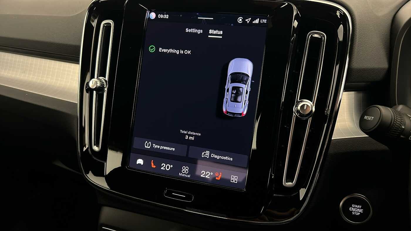 Used Volvo XC40 2025 for sale - 76750104: Photo 44