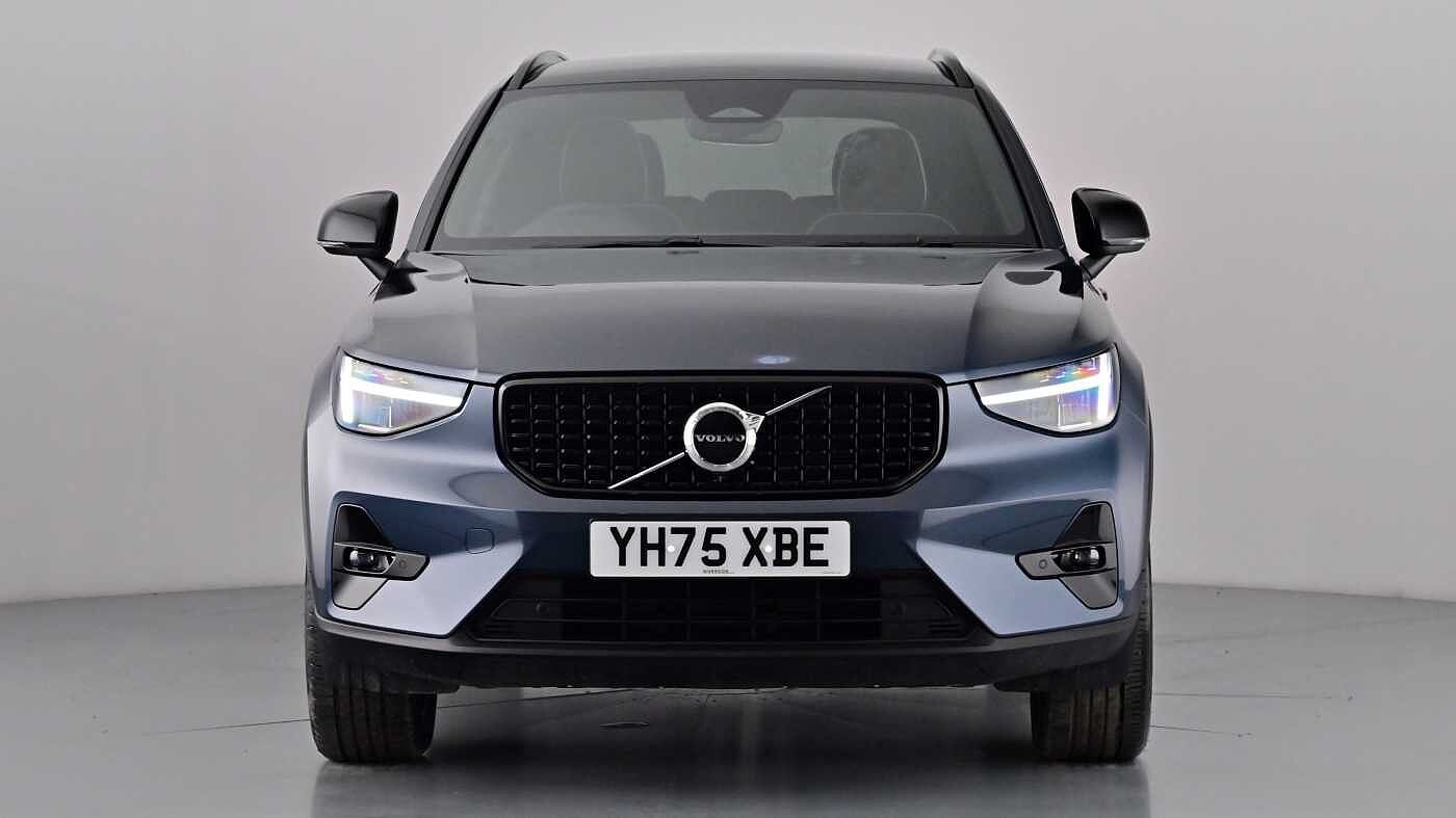 Used Volvo XC40 2025 for sale - 76750104: Photo 9