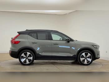 Used Volvo XC40 2023 for sale - 79582504: Photo