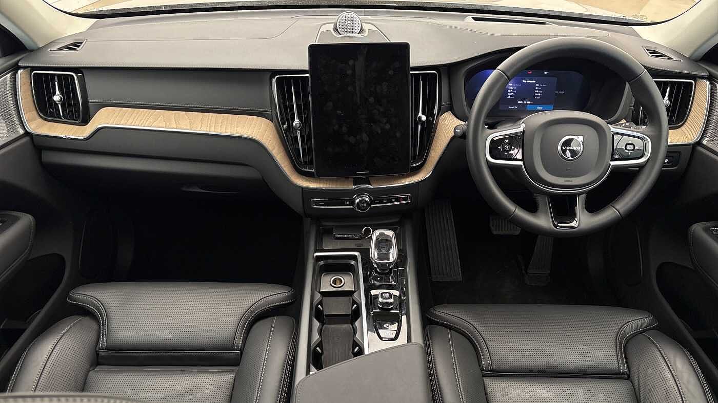 Used Volvo XC60 2025 for sale - 78211979: Photo 10