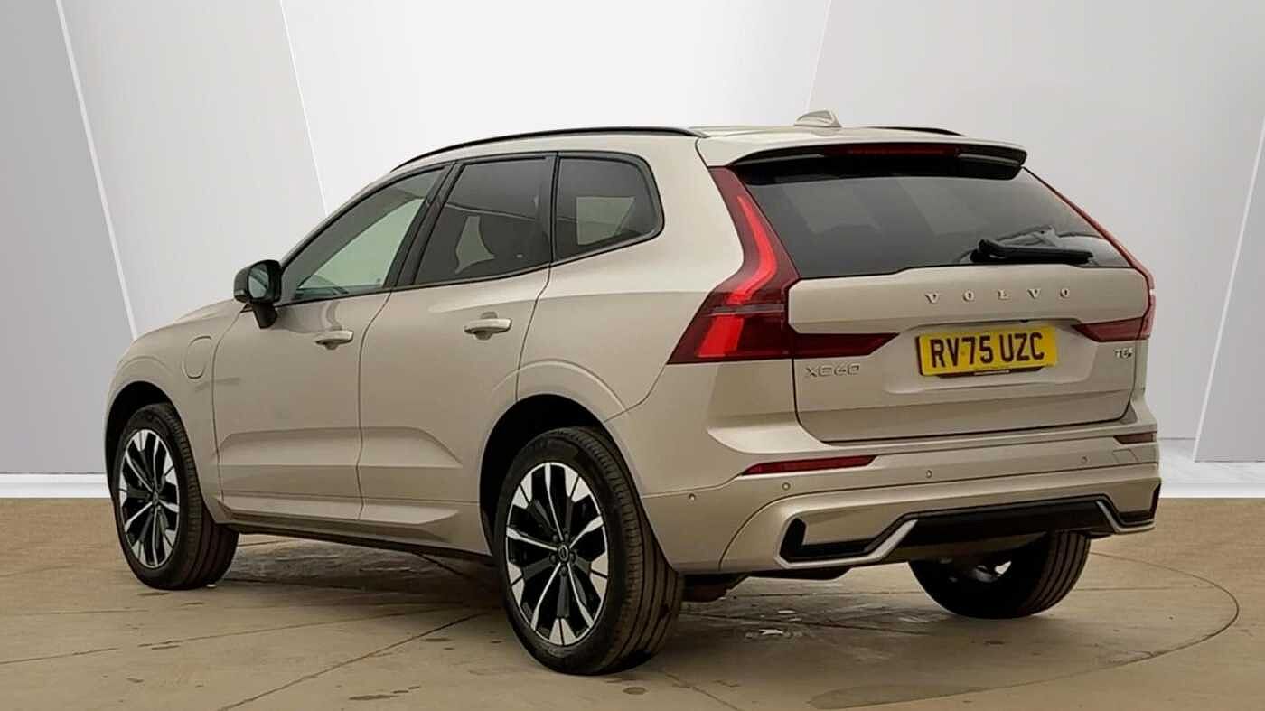 Used Volvo XC60 2025 for sale - 78211979: Photo 2