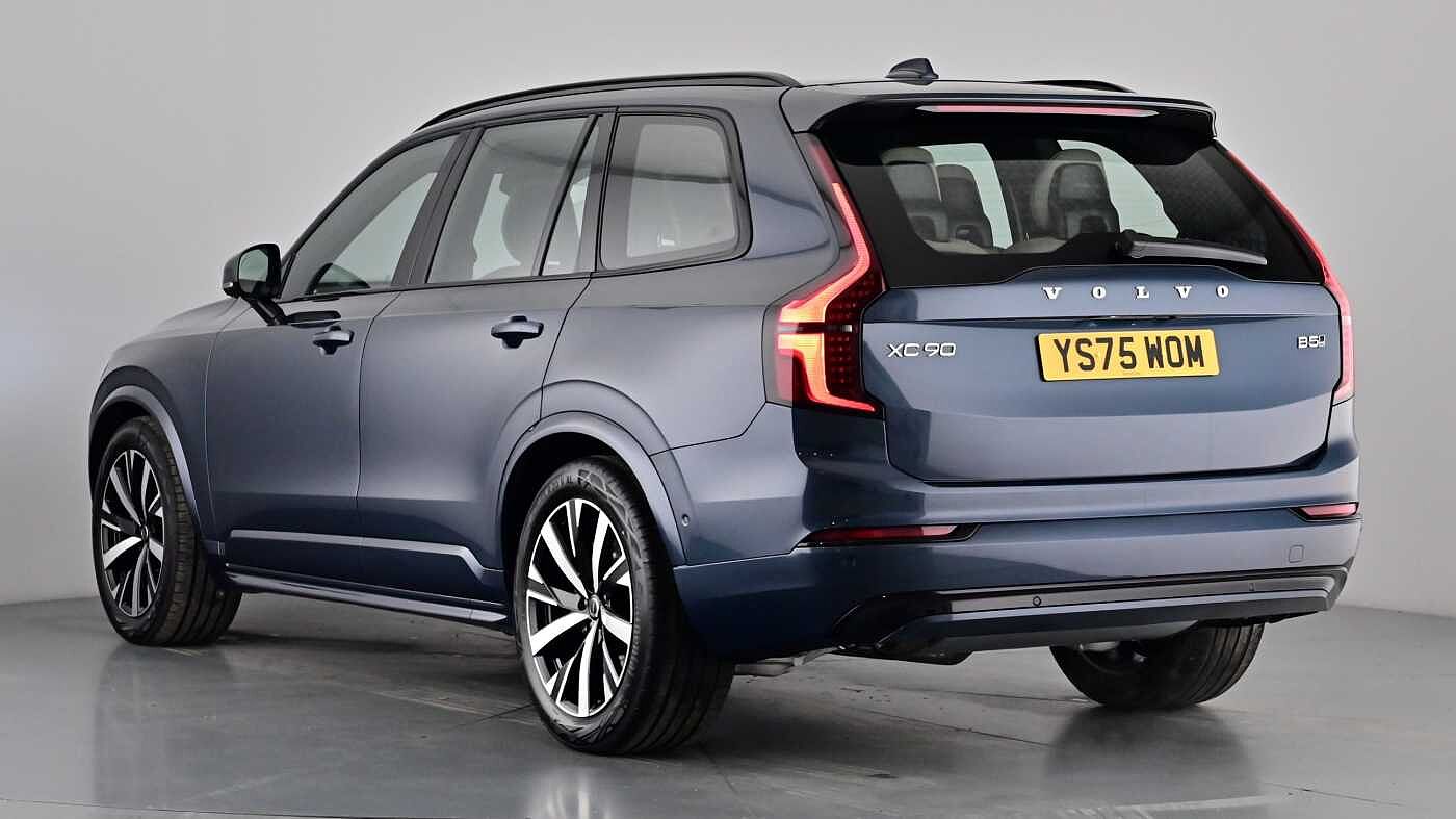 Used Volvo XC90 2025 for sale - 77274121: Photo 2