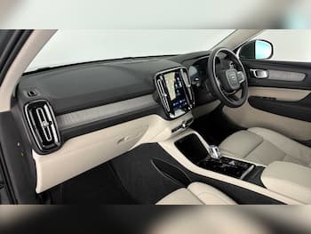 Used Volvo XC40 2026 for sale - 79827064: Photo