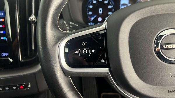 Used Volvo XC60 2020 for sale - 76302408: Photo 17
