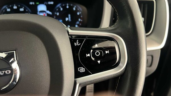 Used Volvo XC60 2020 for sale - 76302408: Photo 18